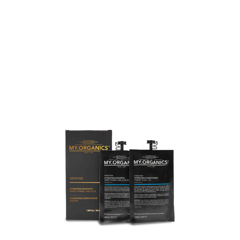 HYDRATING TRAVEL KIT