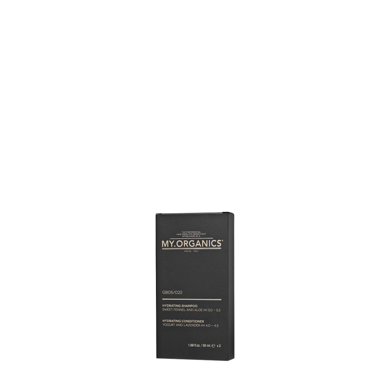 HYDRATING TRAVEL KIT